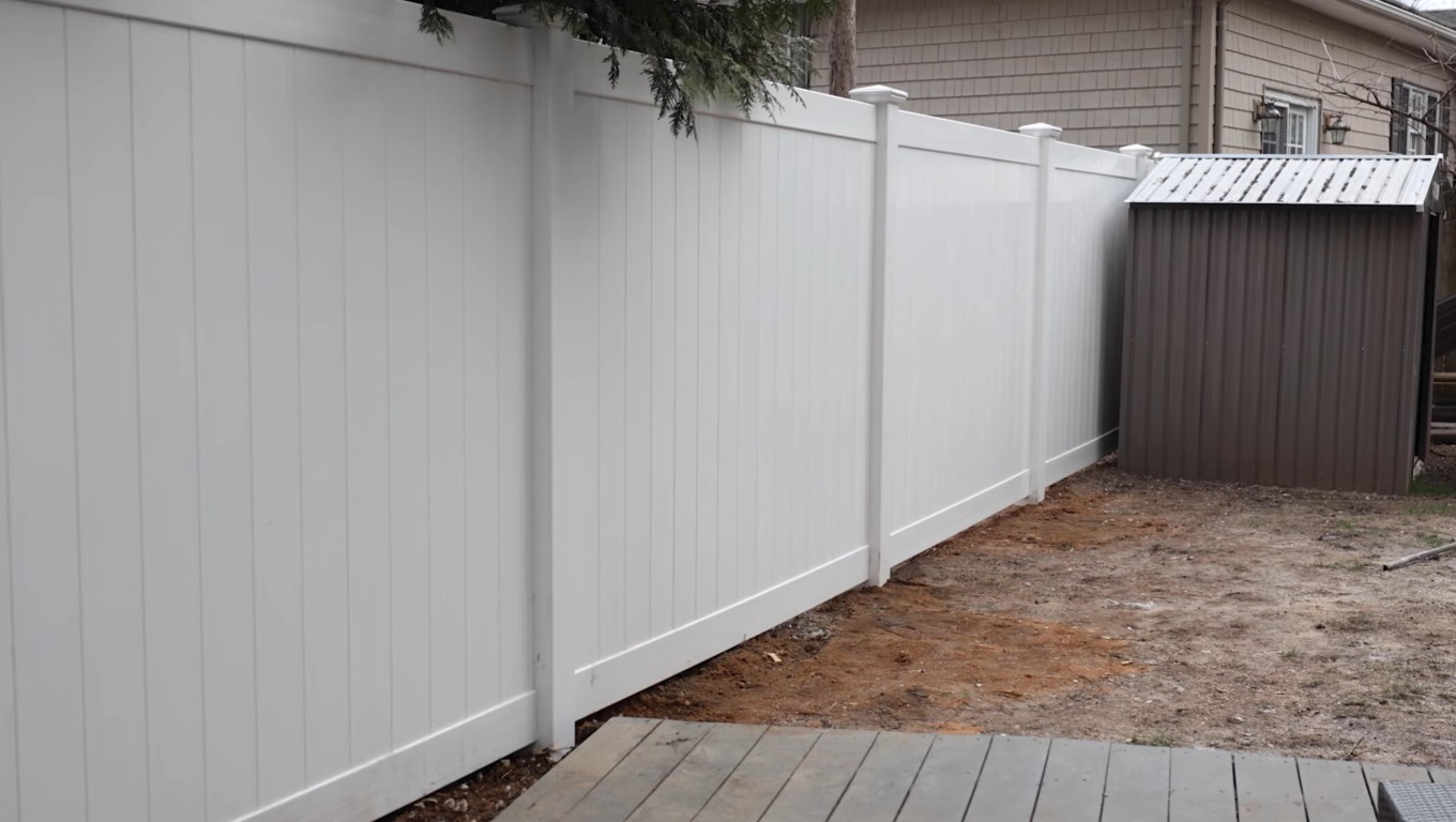 Beautiful and durable vinyl fence installation in Pomona